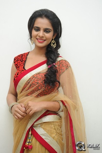 Manasa-at-Rowdy-Fellow-Movie-Audio-Launch